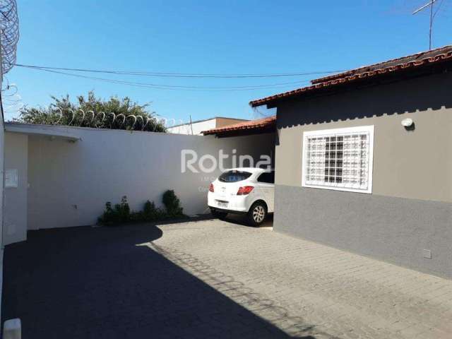 Casa à venda, 4 quartos, Vigilato Pereira - Uberlândia/MG - Rotina Imobiliária