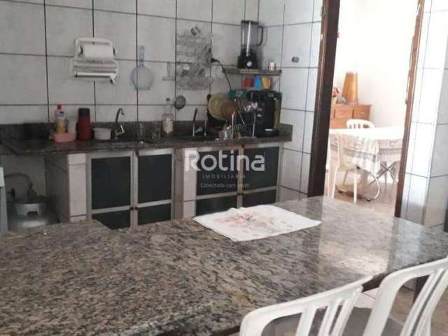 Casa à venda, 4 quartos, Tibery - Uberlândia/MG - Rotina Imobiliária