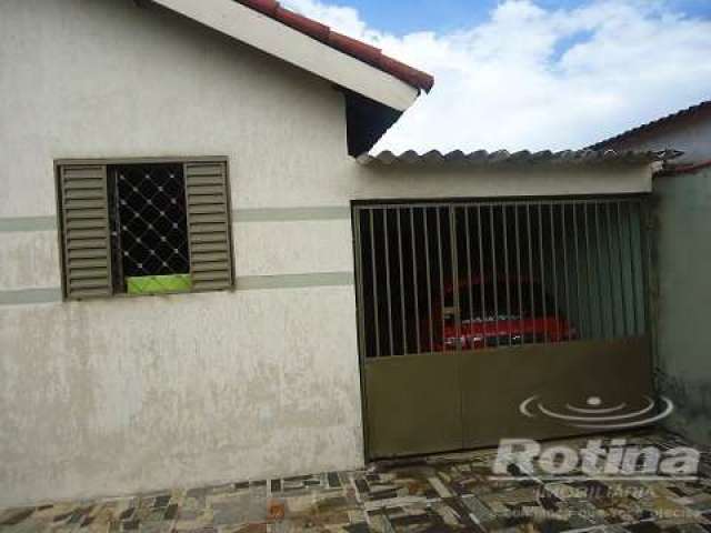 Casa à venda, 5 quartos, Luizote de Freitas - Uberlândia/MG - Rotina Imobiliária