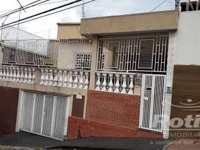 Casa à venda, 4 quartos, Centro - Uberlândia/MG - Rotina Imobiliária