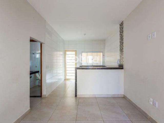 Casa à venda, 3 quartos, Luizote de Freitas - Uberlândia/MG - Rotina Imobiliária