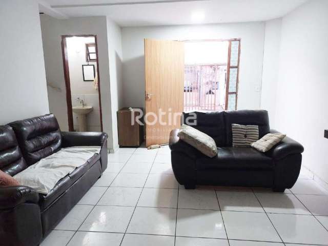 Casa à venda, 2 quartos, Centro - Uberlândia/MG - Rotina Imobiliária