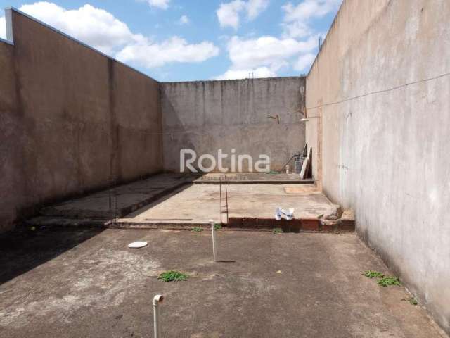 Casa Condomínio Fechado à venda, 3 quartos, Cond. Terra Nova II - Uberlândia/MG - Rotina Imobiliária