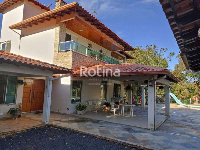 Chacara à venda, 4 quartos, Mansões Aeroporto - Uberlândia/MG - Rotina Imobiliária