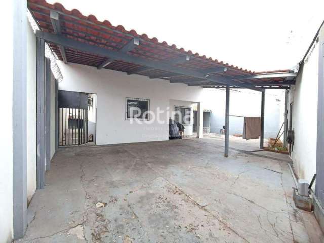 Casa à venda, 3 quartos, Pacaembu - Uberlândia/MG - Rotina Imobiliária