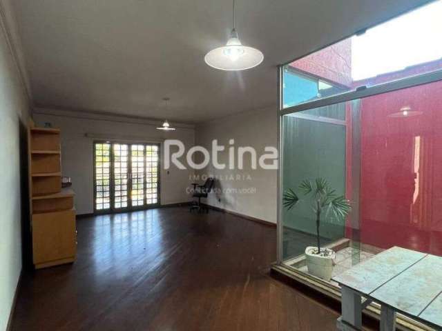 Casa à venda, 3 quartos, Presidente Roosevelt - Uberlândia/MG - Rotina Imobiliária