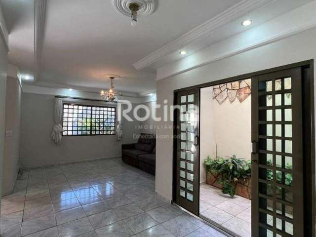 Casa à venda, 3 quartos, Cidade Jardim - Uberlândia/MG - Rotina Imobiliária