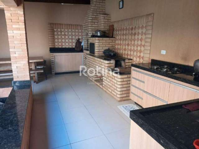 Casa à venda, 4 quartos, Cidade Jardim - Uberlândia/MG - Rotina Imobiliária