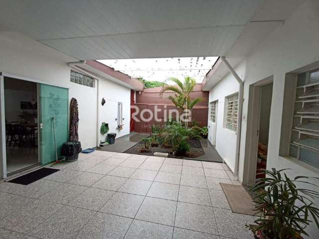 Casa à venda, 6 quartos, Nossa Senhora Aparecida - Uberlândia/MG - Rotina Imobiliária