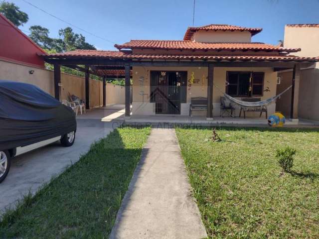 Casa para Venda em Saquarema, Itaúna, 4 dormitórios, 2 suítes, 3 banheiros, 3 vagas