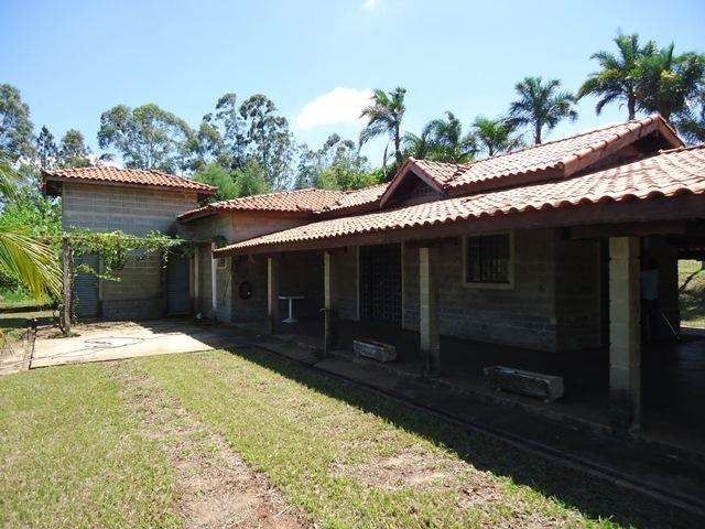 Chácara para Venda em Limeira, Residencial Palmeira Real, 3 dormitórios, 1 banheiro, 20 vagas