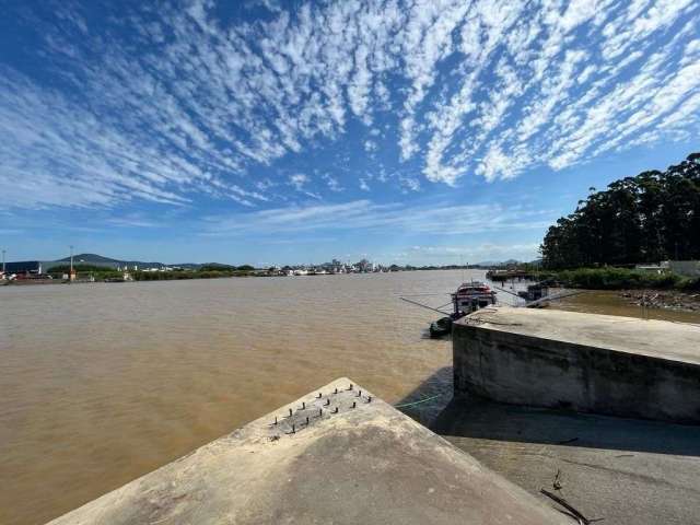 Área de cais para locação em são domingos - navegantes/sc