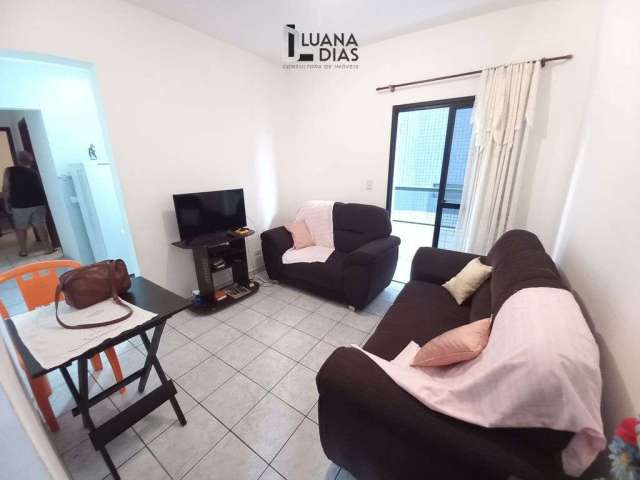 Apartamento à Venda com 1 dormitório, 200mts do mar