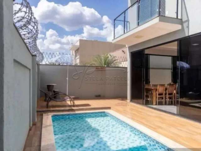 Casa sobrado de 211m² com 03 suítes à venda em condomínio - Jardim San Marco