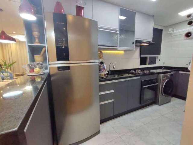 Apartamento com 2 dormitórios, varanda  Cond. Reserva das Aves - Cotia