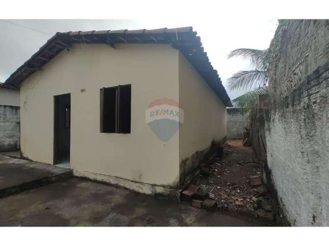 À venda - Casa 3/4, bairro Lagoa Azul - Conjunto Habitacional Gramoré