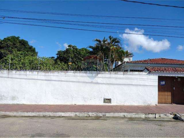 Casa com 04 quartos sendo 1 suite, aceita financiamento, prox a av maranguape e as av das fronteiras