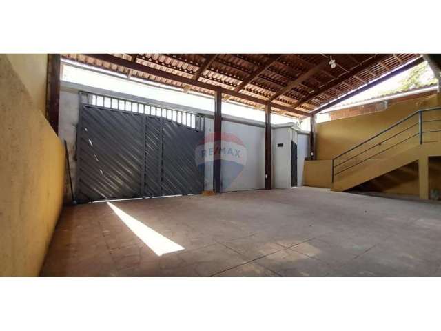 Casa com 231M²  no Residencial Redinha - 3 Dormitórios - Garagem para 2 Veículos