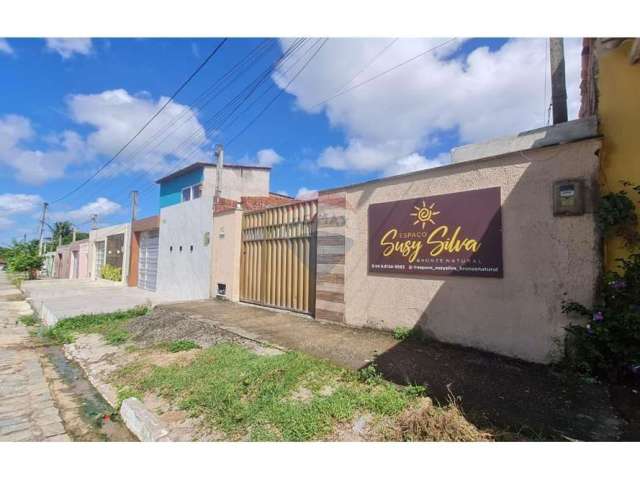 Casa à venda com piscina no bairro Regomoleiro em São Gonçalo do Amarante/RN. Excelente oportunidade. ACEITA FINANCIAMENTO!