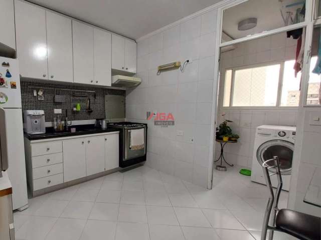 Apartamento à venda na Chácara Santo Antônio: 3 quartos, 1 suíte, ampla sala e 3 banheiros em SP!