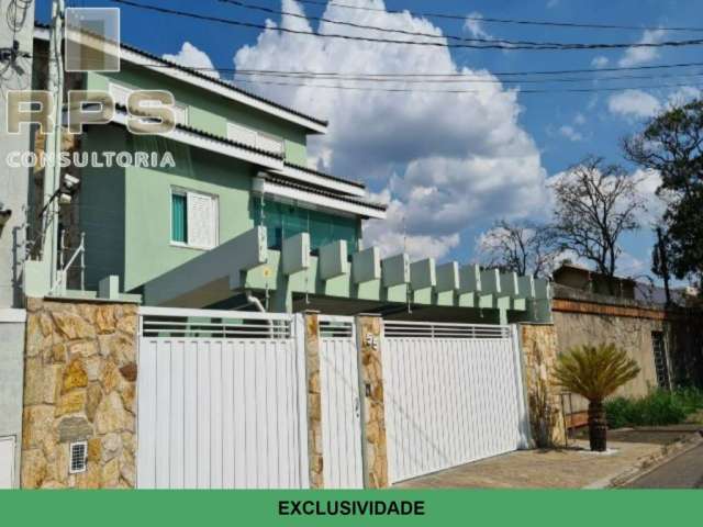 Casa à venda Vila Petrópolis Atibaia SP, comprar casa Piscina, sauna úmida, churrasqueira, forno a lenha, área gourmet, garagem para 03 carros, ar-con