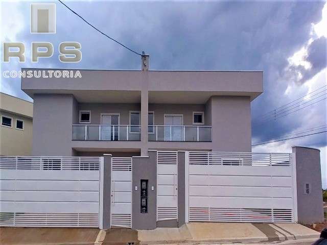 Casa com 4 quartos suítes à venda no Jardim Jaraguá em Atibaia, uma das suítes no térreo, acabamento de primeira linha, à poucos metros da Al. Lucas