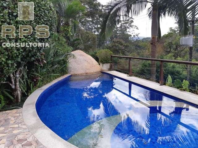 Casa no Condomínio Clube da Montanha em Atibaia, comprar casa com 04 quartos , condominio com lazer completo , imobiliaria em Atibaia