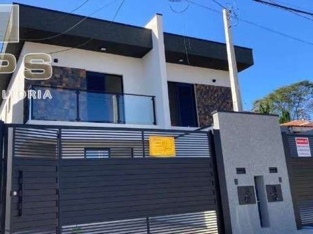 Casa a venda no Jardim dos Pinheiros com 3 quartos sendo 1 suíte e 2 vagas de garagem em Atibaia