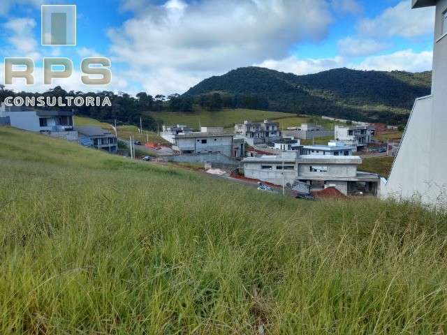 Ótimo Terreno Condomínio Greenfield Residential em Atibaia , com portaria 24horas. Área total : 360m²