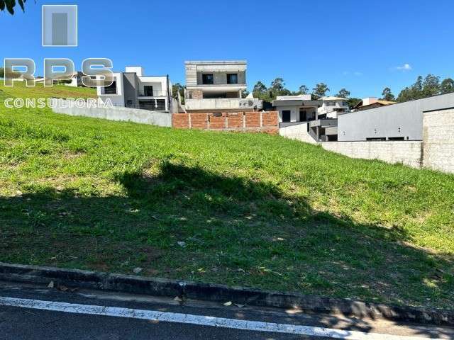 Terreno em condomínio Quintas da Boa Vista, praticamente plano, área de 602m², linda Vista!