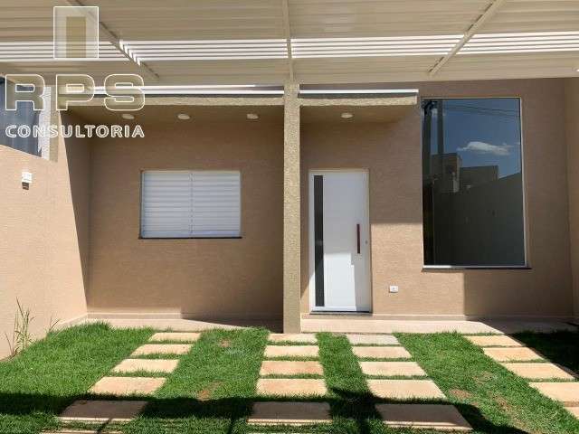 Casa com 2 suítes e piscina no bairro Nova Atibaia, ampla área gourmet e quintal