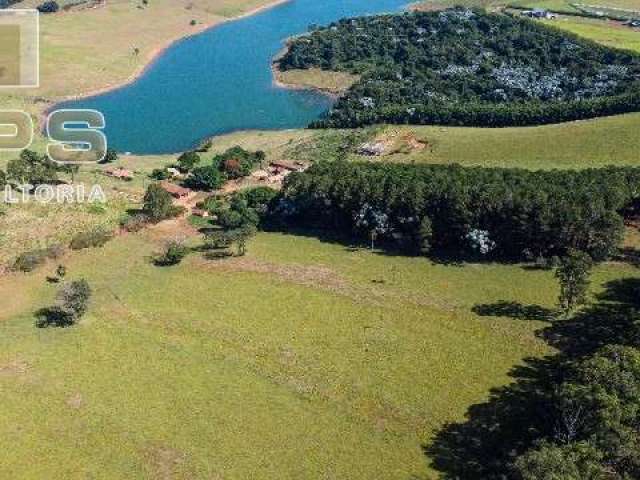 Sítio no Paraíso de frente para a Represa de Jaguarí