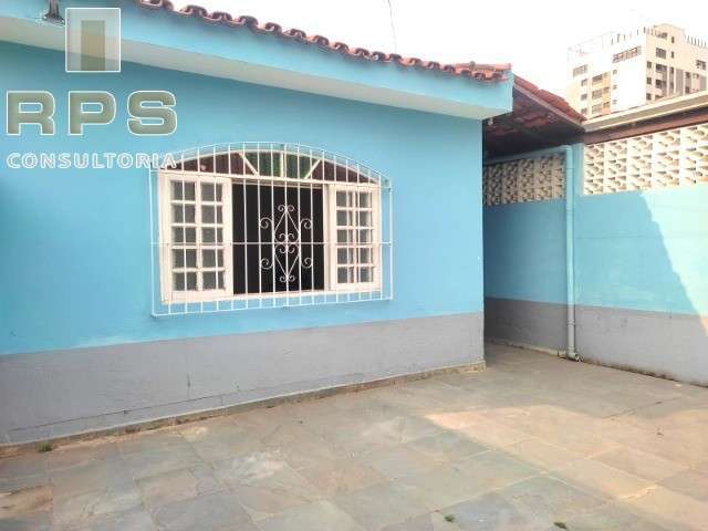 Casa térrea à venda no bairro Atibaia Jardim em Atibaia, 3 quartos sendo 1 suite, com acessibilidade, comodos amplos, 116m² de construção!