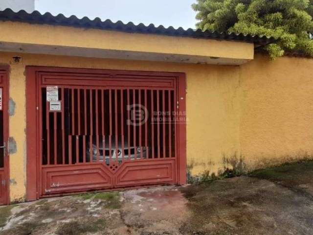 Casa térrea à venda, no Jardim Três Marias