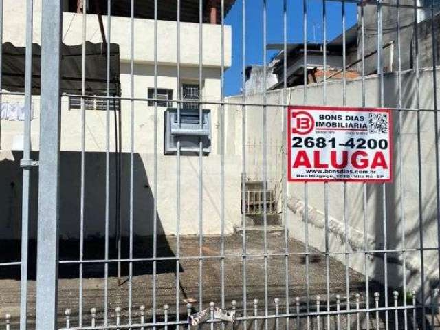 Casa padrão para alugar no Parque das Paineiras, São Paulo