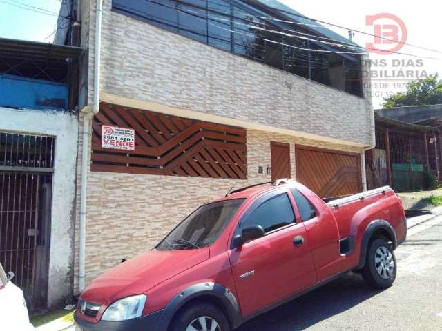 Casa com 2 dormtórios sendo 2 suites sala copa cozinha lavabo  2 vagas