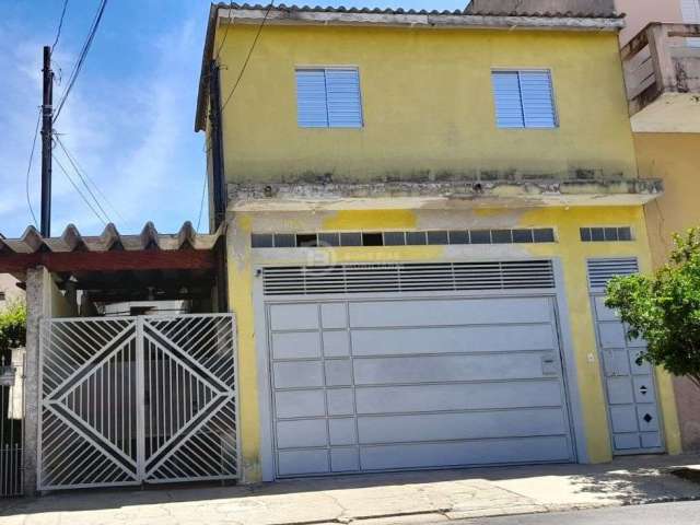 Imóvel com 4 casas antigas - Vila Ré