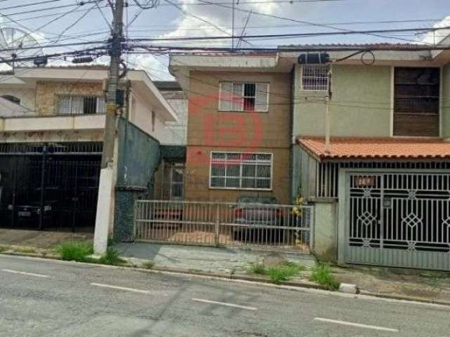 Sobrado com 2 Quartos e 2 Vagas de Garagem á Venda, Vila Ré