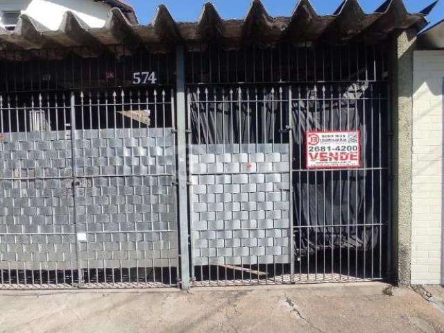 Casa Padrão à venda na Vila Curuça, São Paulo - 2 dormitórios e 2 garagens cobertas!