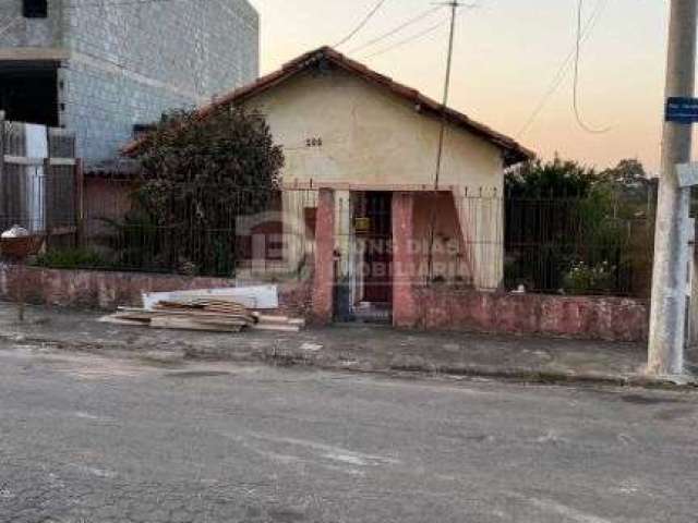 Casa com Terreno 10x29m à Venda, Cidade Antônio Estevão de Carvalho