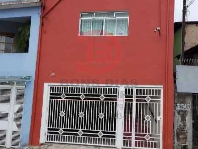 Sobrado à venda  com 3 quartos e 4 vagas  - jardim três marias