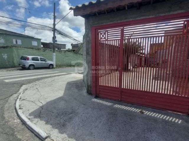 Casa padrão com 2 dormitórios e suíte no Jardim Das Carmelitas, São Paulo