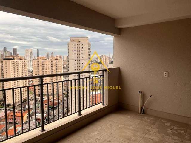 Apartamento com 2 dormitórios(1 suíte), varanda gourmet, andar alto, 2 vagas de garagem no Tatuapé.