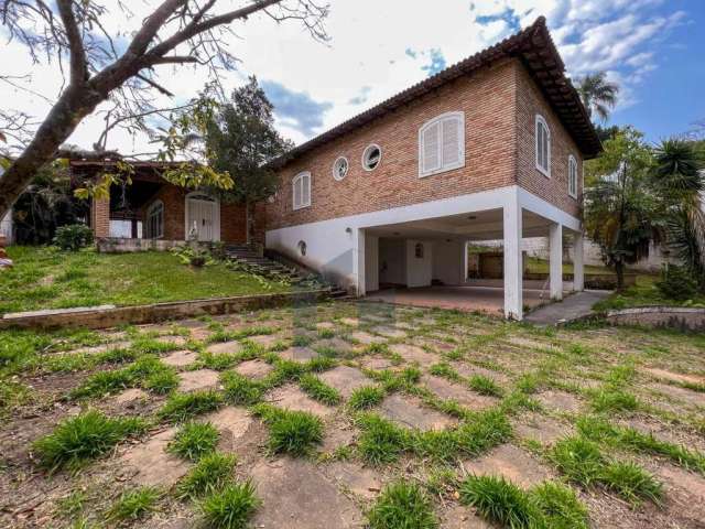 Sobrado para Venda em Poá, Vila Áurea, 5 dormitórios, 4 suítes, 3 banheiros, 6 vagas