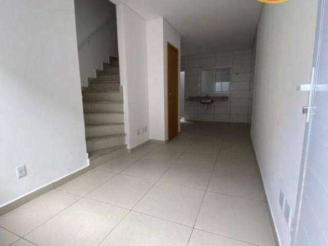 Sobrado com 2 dormitórios à venda, 54 m² por R$ 290.000,00 - Boqueirão - Praia Grande/SP