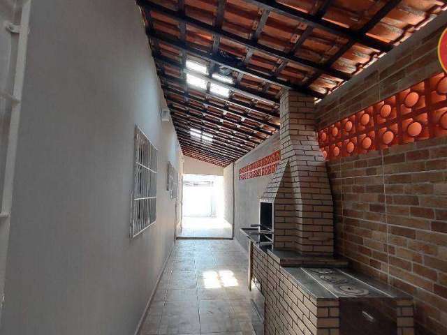 Casa com 2 quartos à venda, 48 m² por R$ 390.000 - Maracanã - Praia Grande/SP