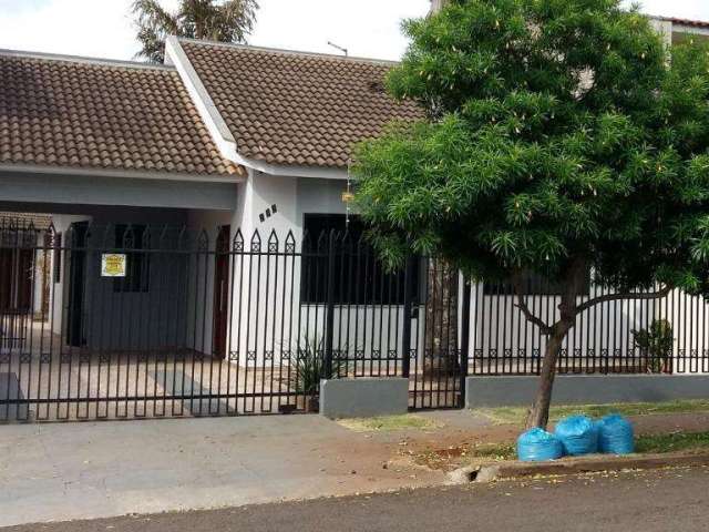 Casa à venda em Maringá, Parque Residencial Cidade Nova, com 3 quartos, com 200 m²