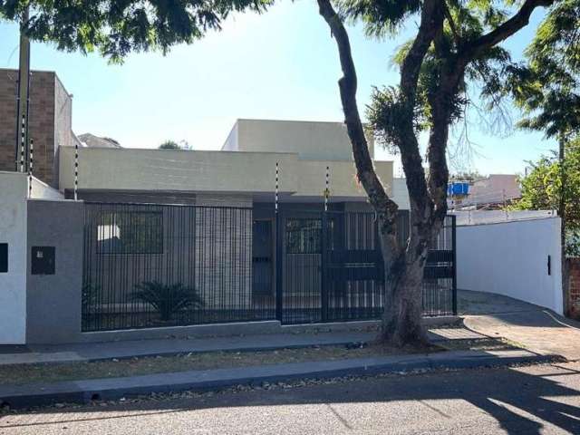 Casa à venda em Maringá, Conjunto Residencial Ney Braga, com 3 quartos, com 85 m²