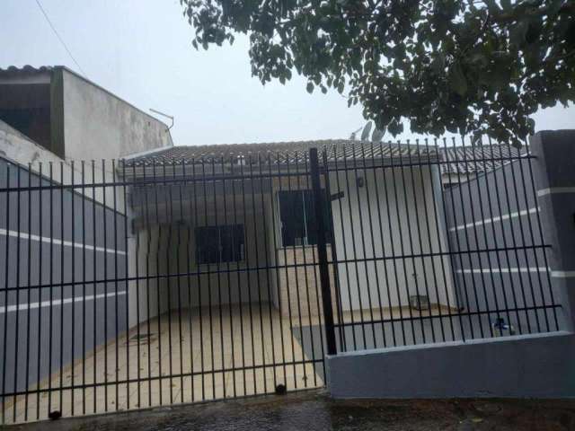 Casa à venda em Maringá, Jardim Andrade, com 3 quartos, com 70 m²