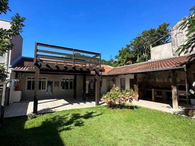 Casa à venda, Praia do Itaguaçu, São Francisco do Sul, SC